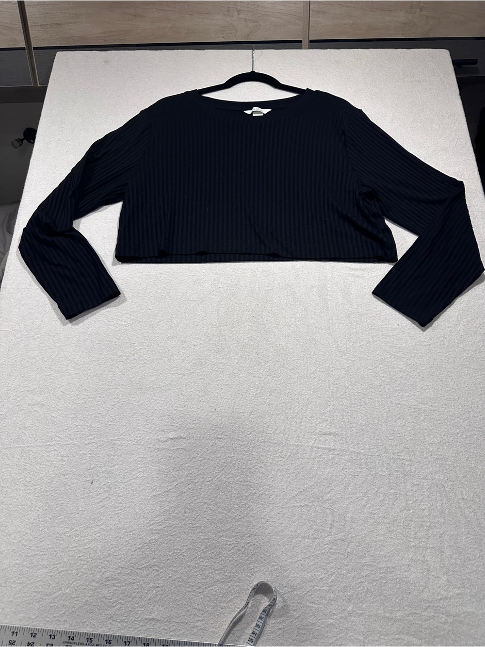 H&M Black Ribbed Cropped Long-Sleeve Top